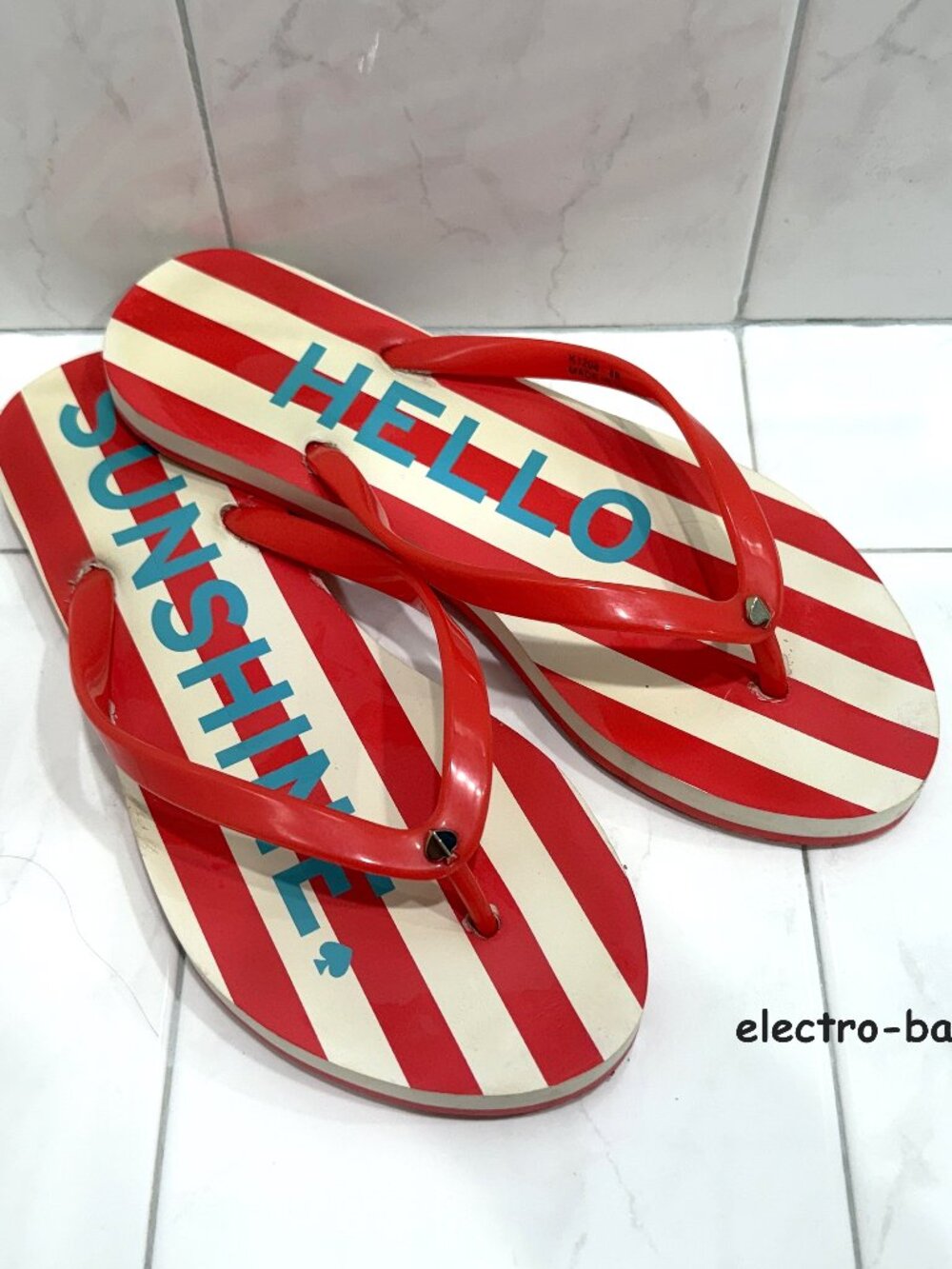 Kate Spade- “Hello Sunshine”Multi Rubber Flip-Flops Ladies 8M